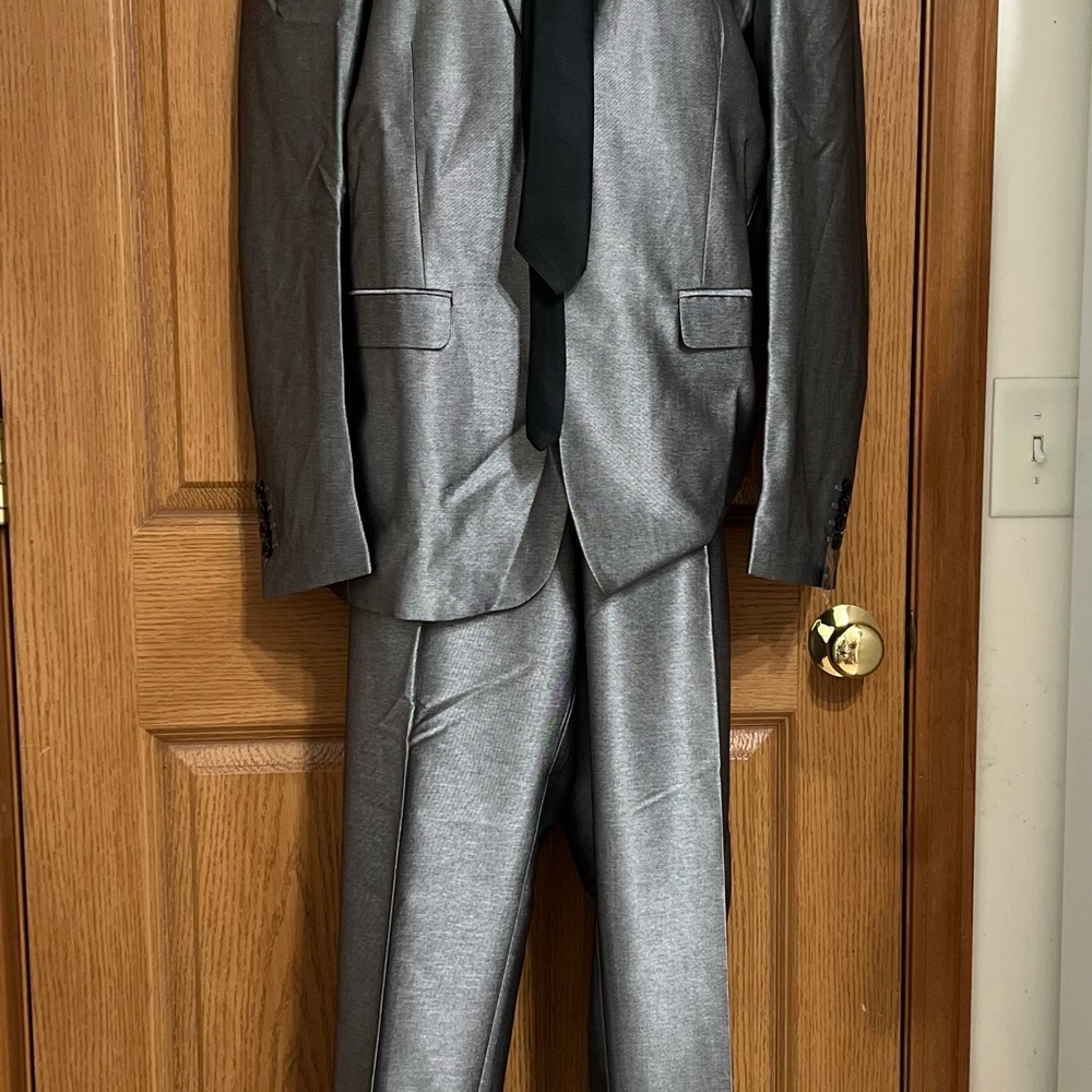 Men's Gray Suit with Black Tie